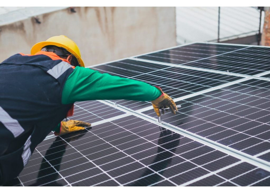 Solar surging 58% in 2023, 413 GW of installations expected globally
